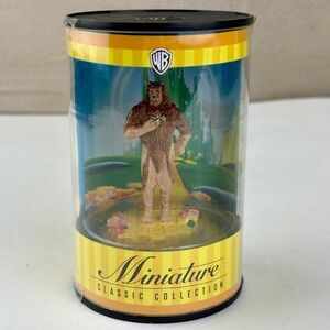 Vintage 1999 WB Miniature Classic Collection Wizard of Oz COWARDLY LION NIB